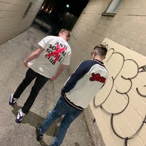 Meet your Posher, Logan